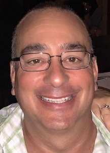 Andrew Weiss headshot